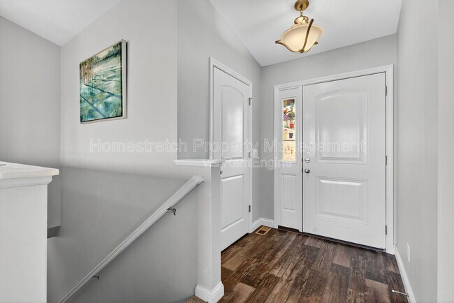 Building Photo - 401 Falcons Prey