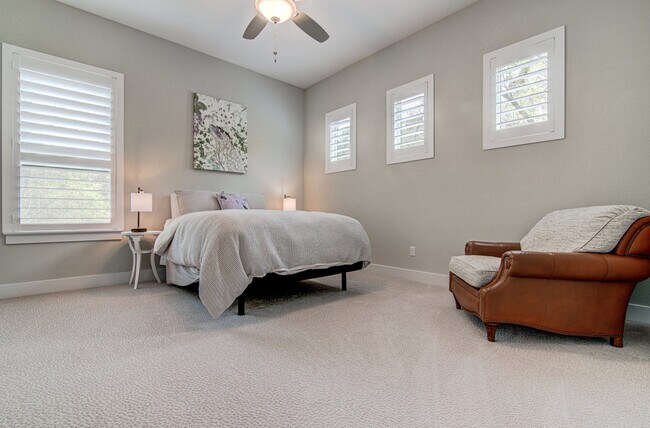 Building Photo - 107 Cascading Water Pl