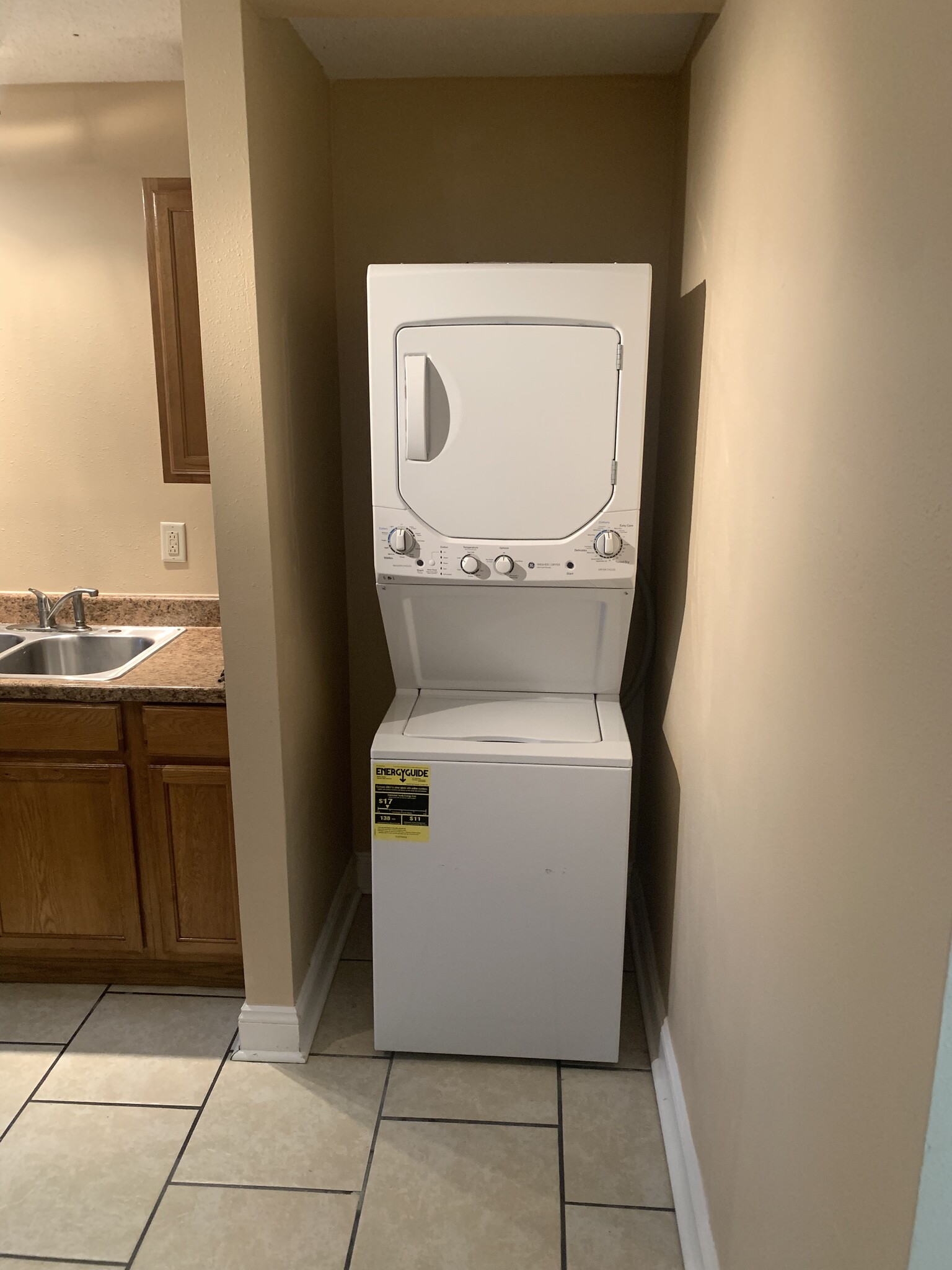 Washer/Dryer - 2123 Bienville St