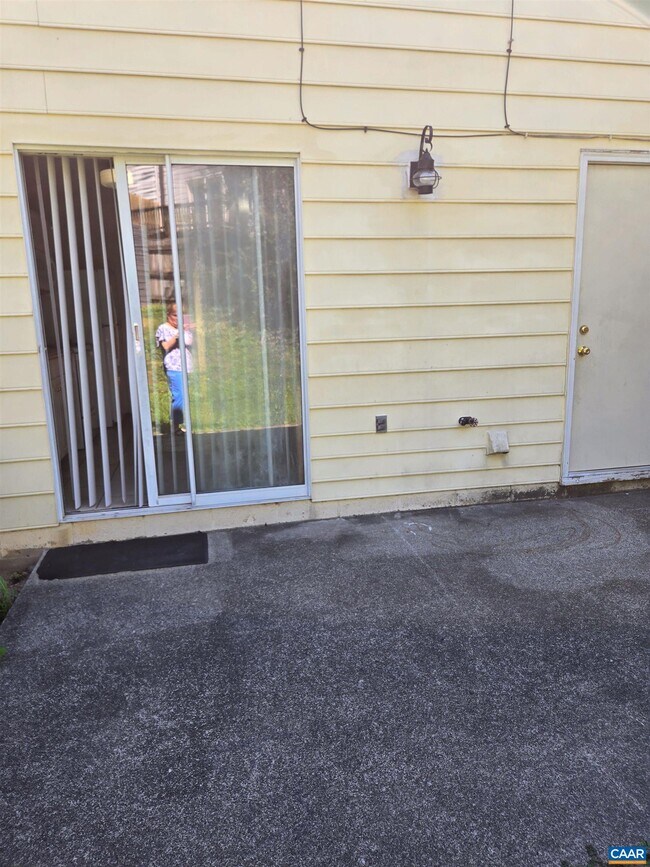 Building Photo - 1618 Townwood Ct