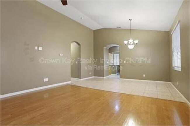Building Photo - 1844 Oswego Ct
