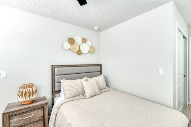 Building Photo - 1063 Farwell St