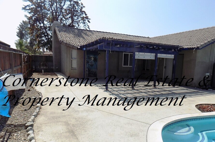 Building Photo - 13716 Searson Dr