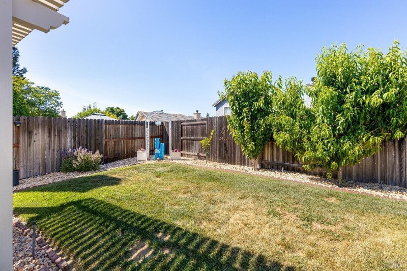 Building Photo - 937 Pearwood Ct