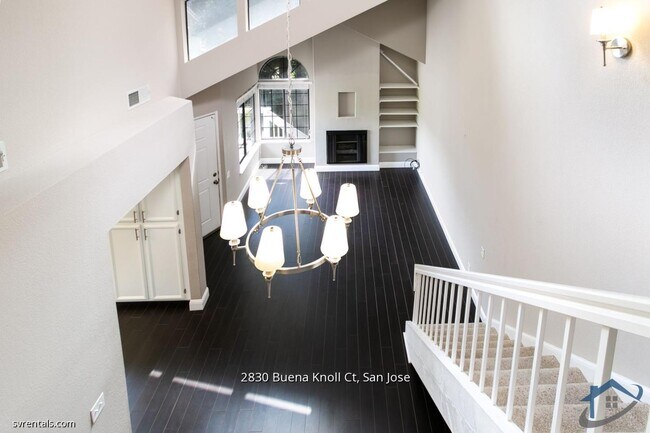 Building Photo - 2830 Buena Knoll Ct