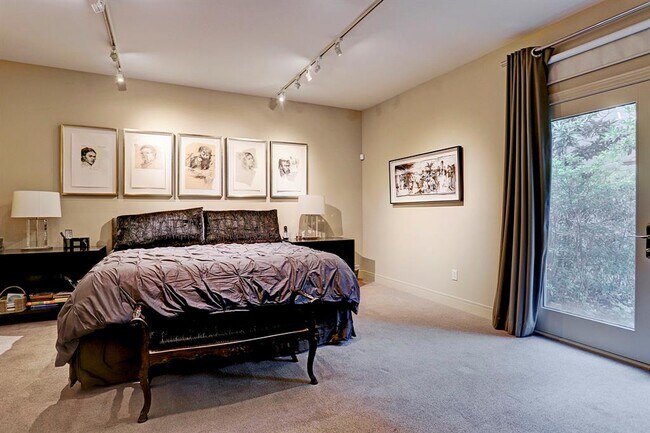 Building Photo - 6700 Belmont St