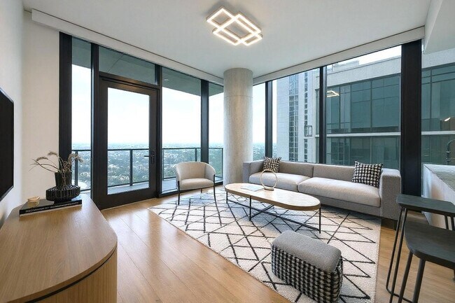 Building Photo - 610 Davis St