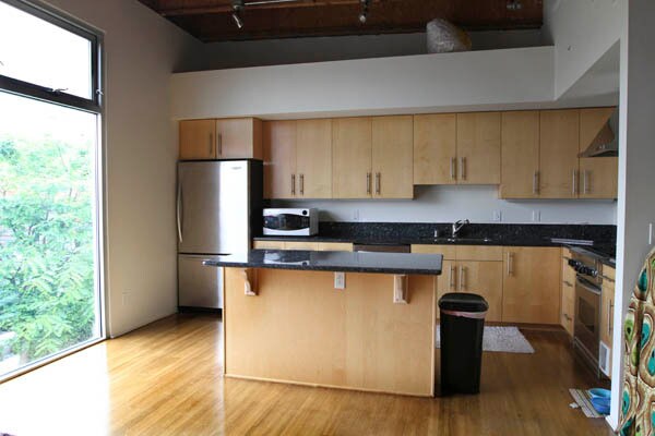 Building Photo - 829 Pine Ave