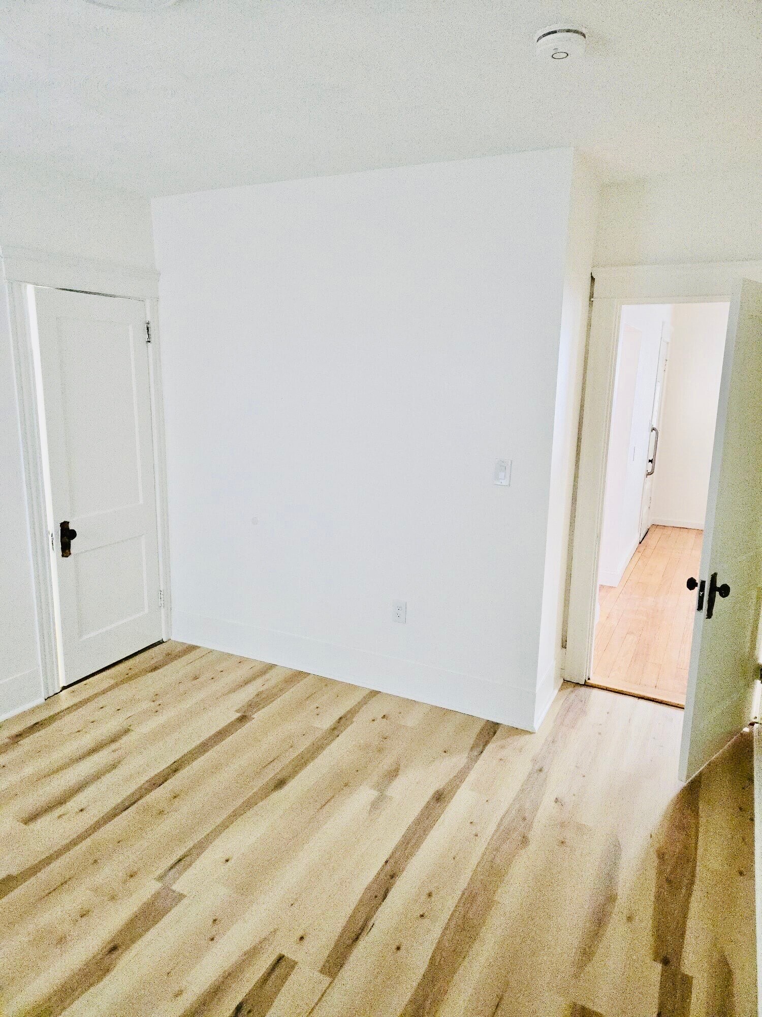 Building Photo - 21 Vale St