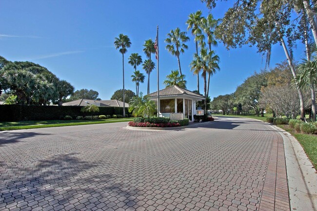 Building Photo - 6503 Geminata Oak Ct