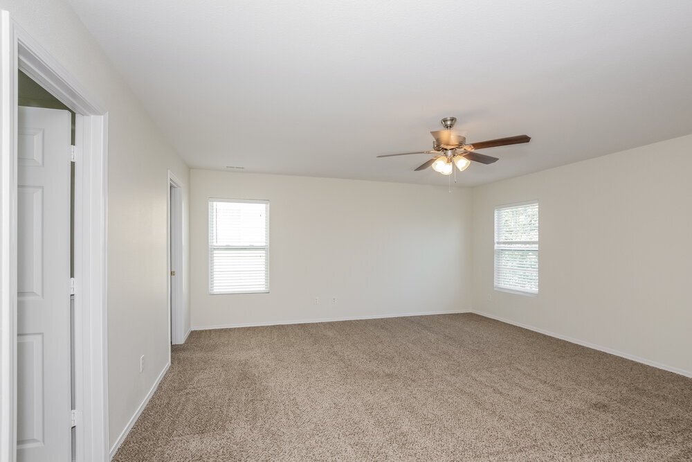 Building Photo - 3031 Buckleigh Dr