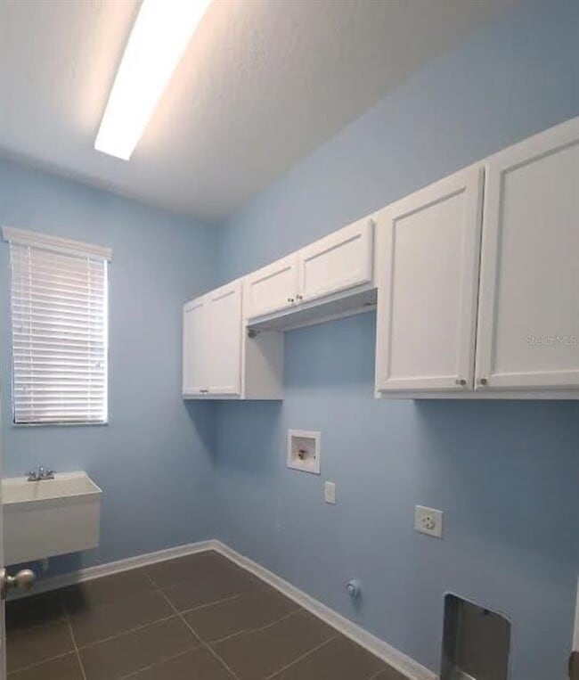 Building Photo - 1052 Ketzal Dr