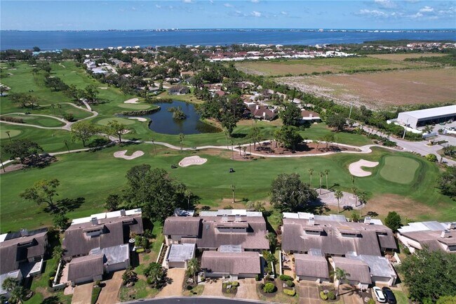 Building Photo - 4646 La Jolla Dr