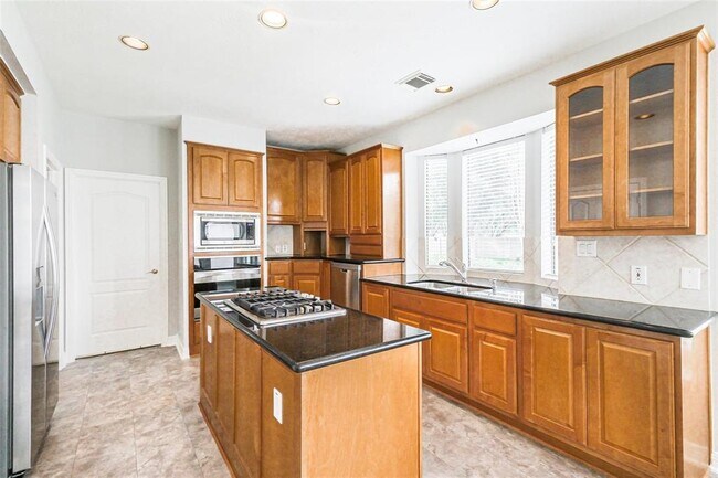 Building Photo - 12207 Salmon Creek