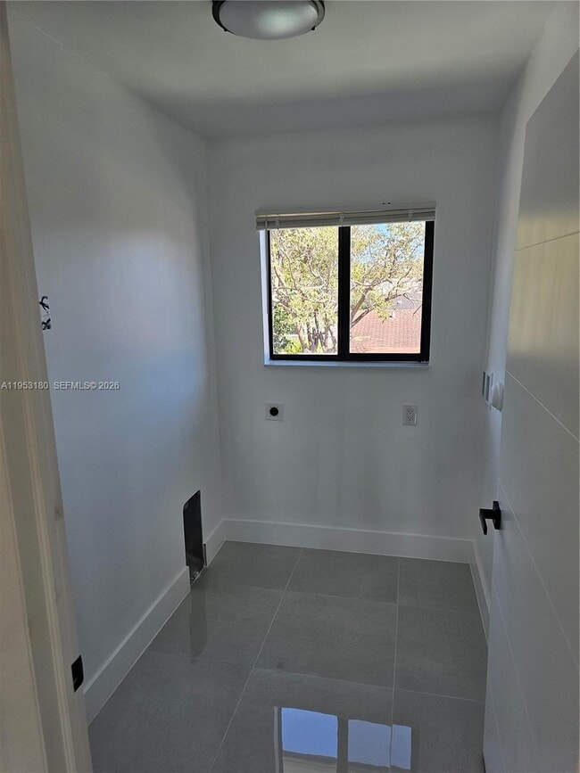 Building Photo - 1749 NW 69th St