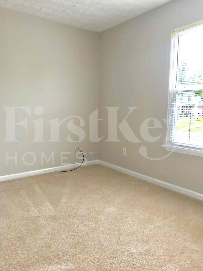 Building Photo - 12 Amelia Park Dr