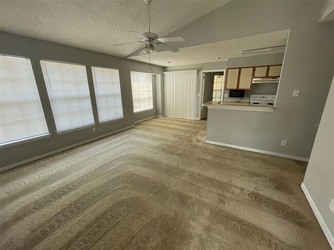 Building Photo - 1061 S Hiawassee Rd