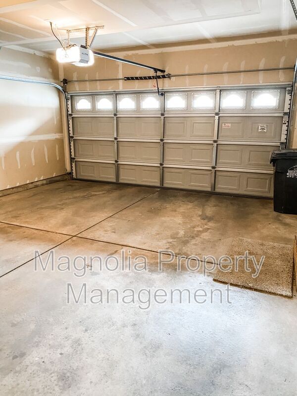 Building Photo - 4734 Sand Mountain Point