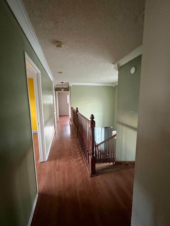 Building Photo - 22240 Wyandotte St