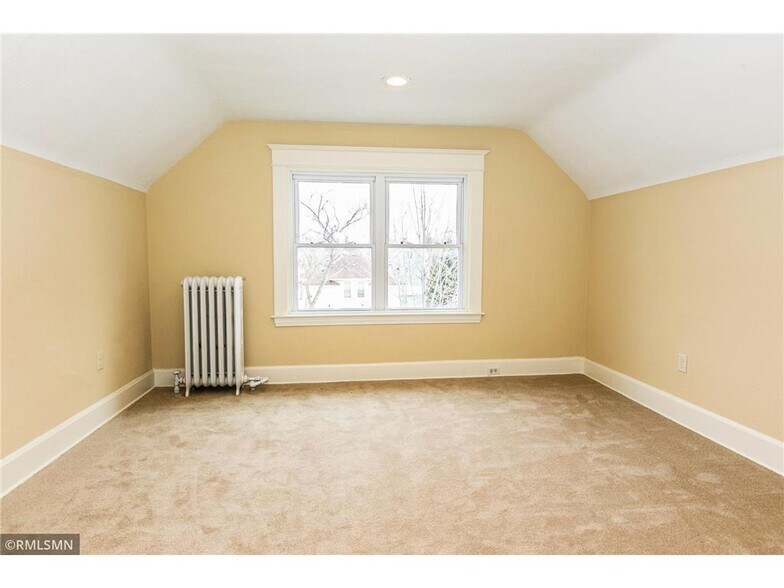 Upstairs living room - 3338 16th Ave S