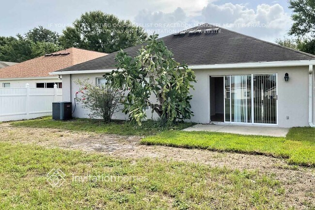 Building Photo - 10408 Hunters Haven Blvd