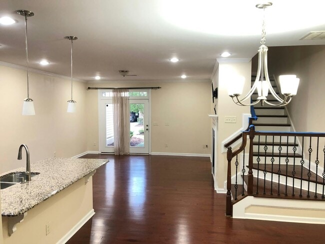 Building Photo - 1306 Alston Forest Dr