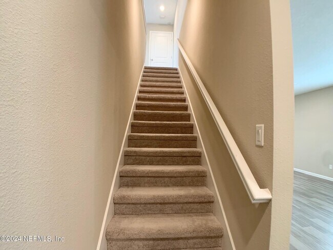 Building Photo - 7374 Hilladale Creek Ln