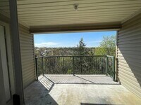 Building Photo - 2 bedroom 2 bath Apartment for Rent in Branson, Missouri -  Walk IN