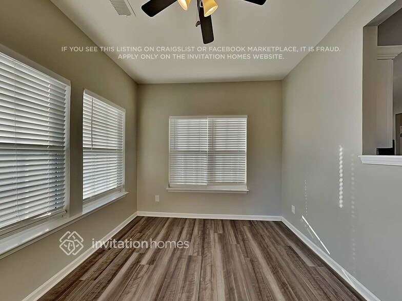 Building Photo - 1003 Thorncroft Rd