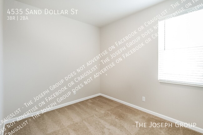 Building Photo - 4535 Sand Dollar Dr