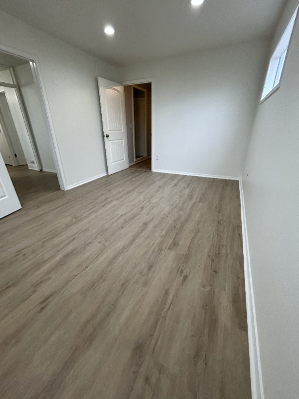 Building Photo - 2407 Duportail St