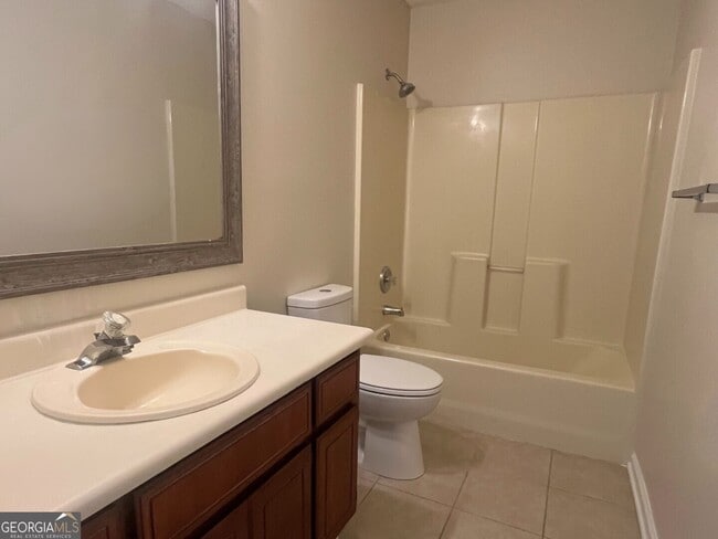 Building Photo - 167 Talbot Ct