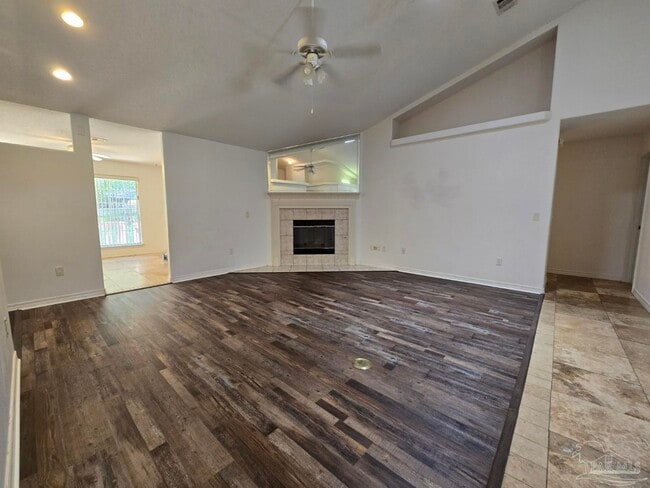 Building Photo - 4219 Spindlewick Dr