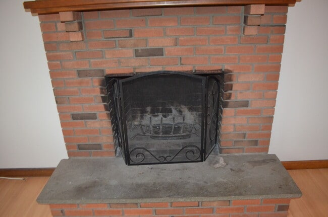 Primary Photo - 1286 Arbutus St