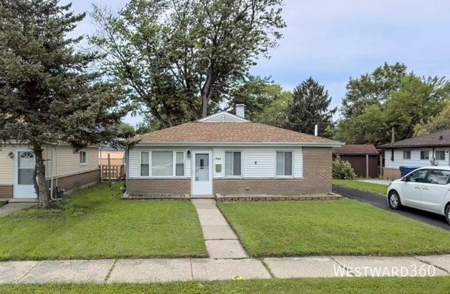 Primary Photo - 1344 Superior Ave