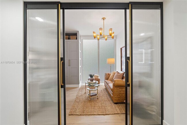 Building Photo - 626 Coral Wy