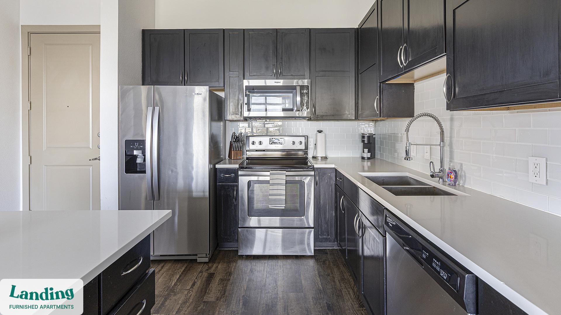 Building Photo - 5005 Galleria Dr