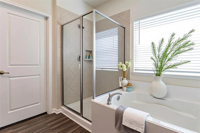 Building Photo - 2722 Pease Dr