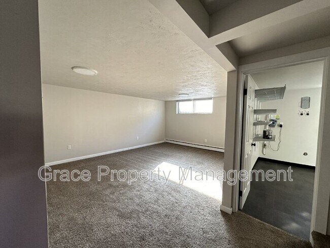 Building Photo - 501 Yates St