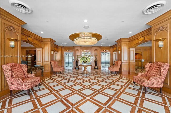 Primary Photo - 700 Biltmore Way