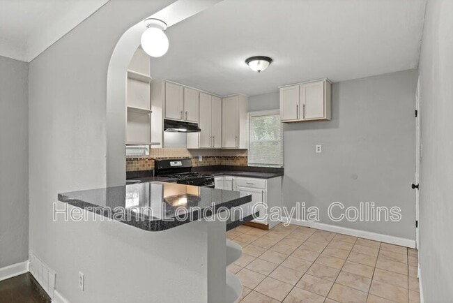 Building Photo - 7024 Claremore Ave