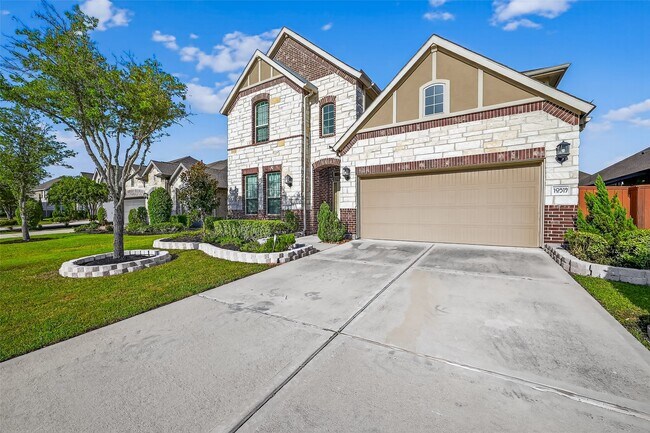 Building Photo - 10519 Forfar Ln