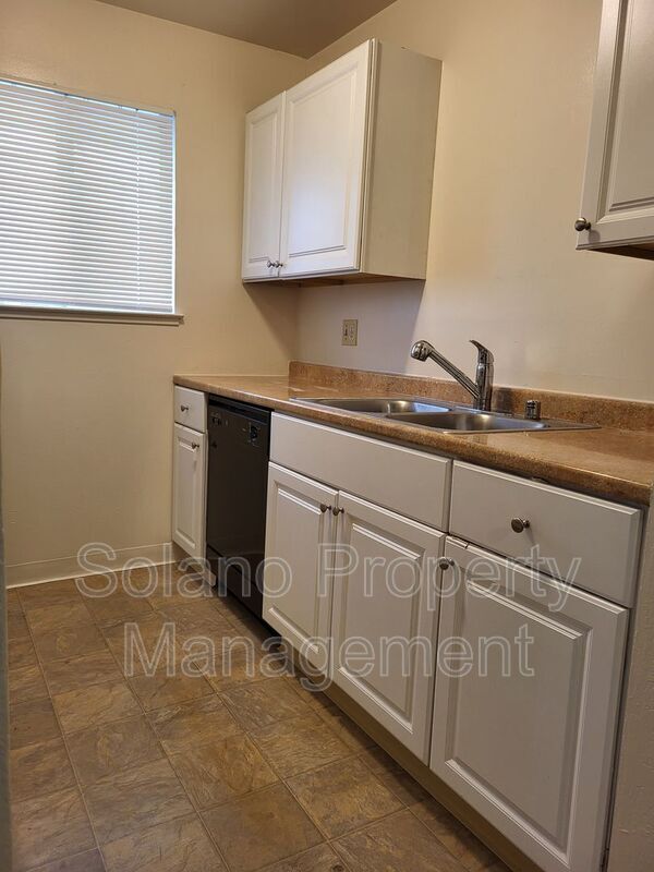 Building Photo - 1970 Peabody Rd