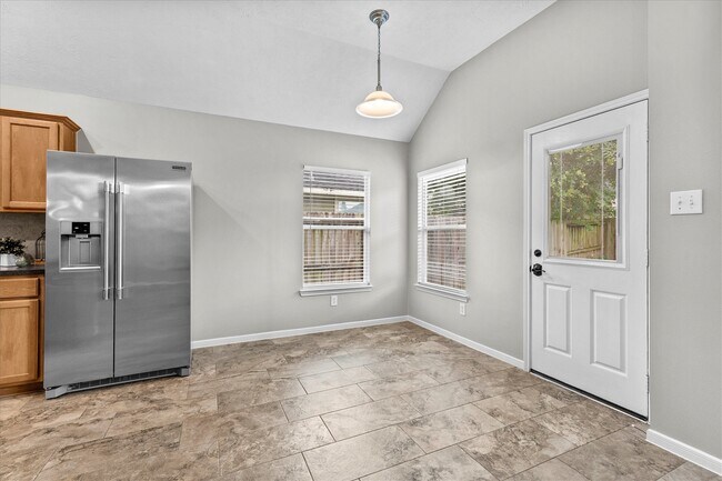 Building Photo - 12719 Hart Hollow Ln