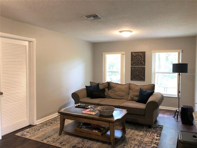 Building Photo - 5914 Whispering Pines Rd