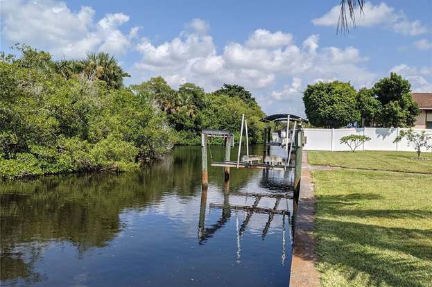 Building Photo - 644 Bonita Ct