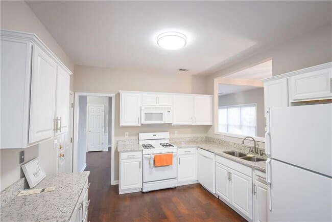 Building Photo - 4113 Glenaire Way NW