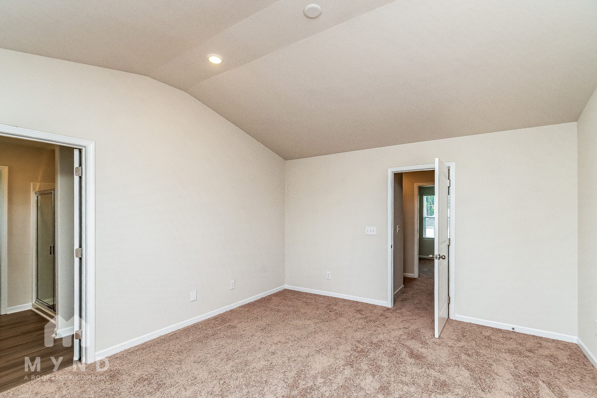 Building Photo - 265 Royal Mdw Dr