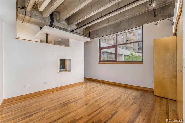 Building Photo - 1020 15th St