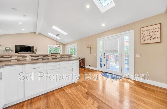 Building Photo - 20800 Locust Dr